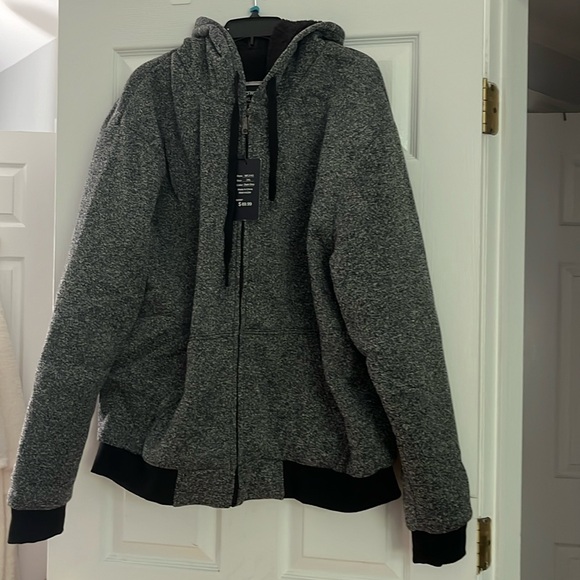Other - Super nice hooded sweatshirt/jacket